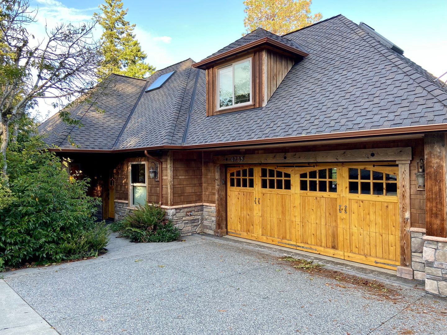 Bellingham House: 4735 Cable St