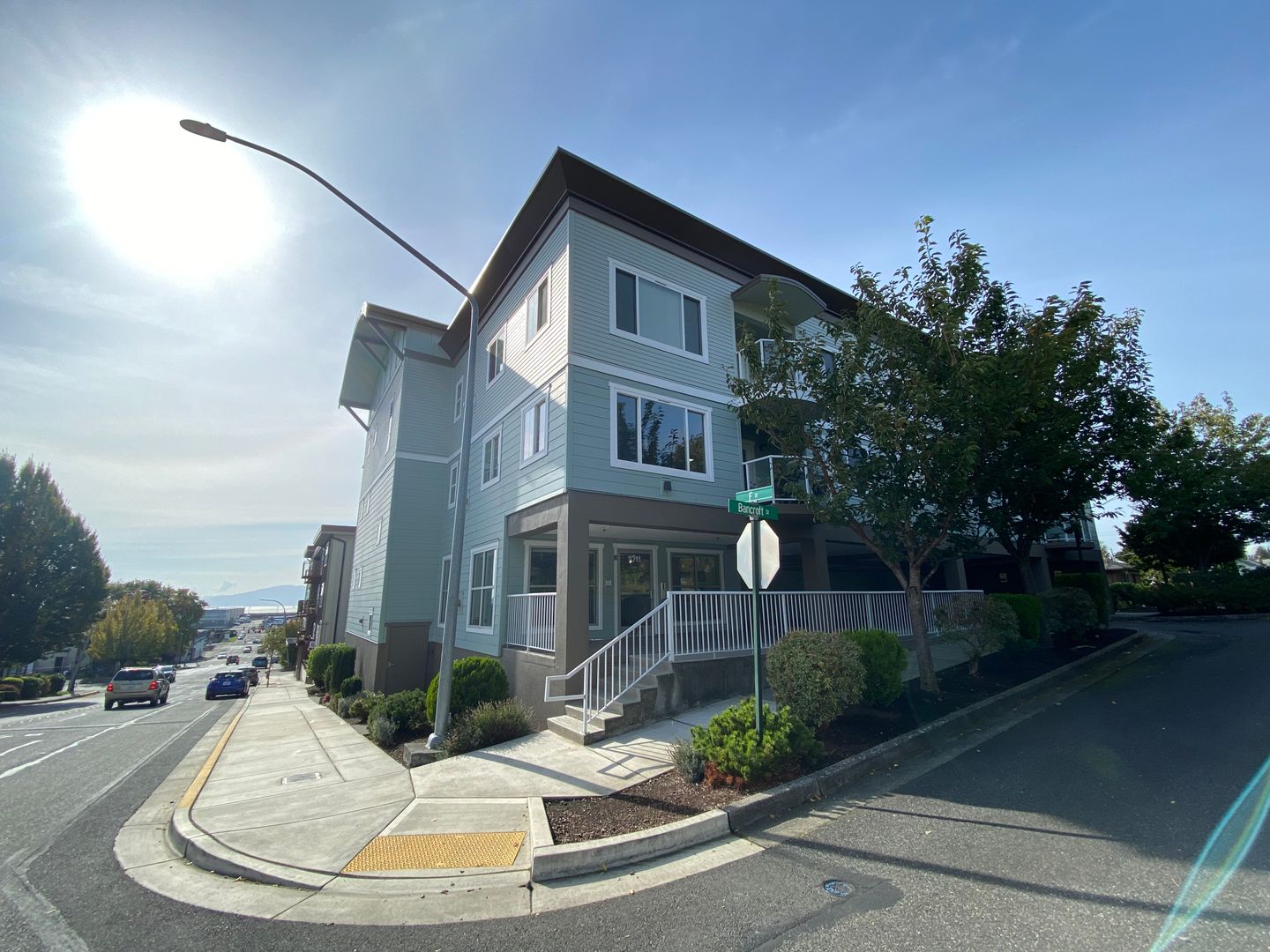 Bellingham Condo: 1011 Bancroft St #305