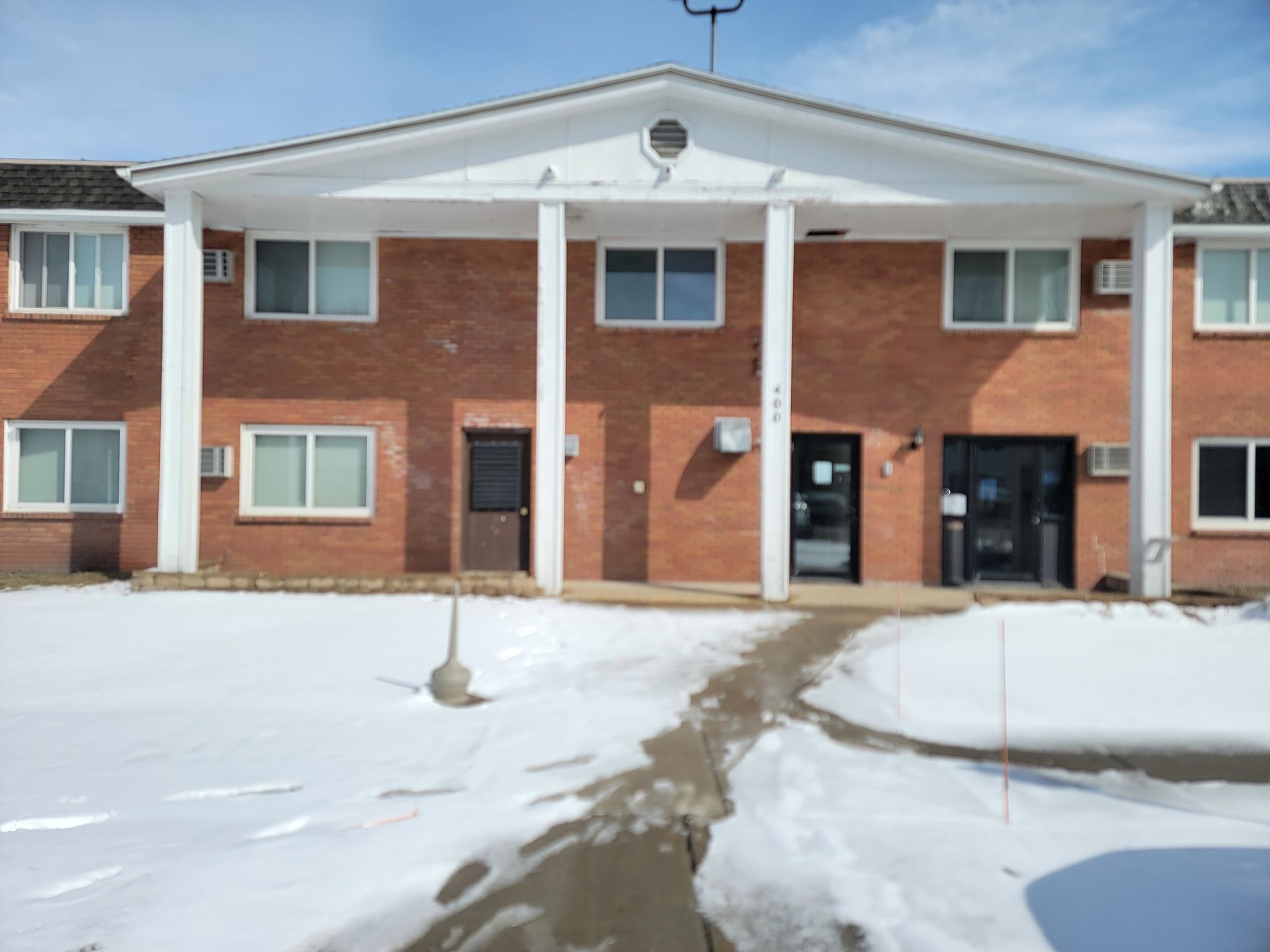 East Grand Forks Apartment: 318-408 17th Street NW