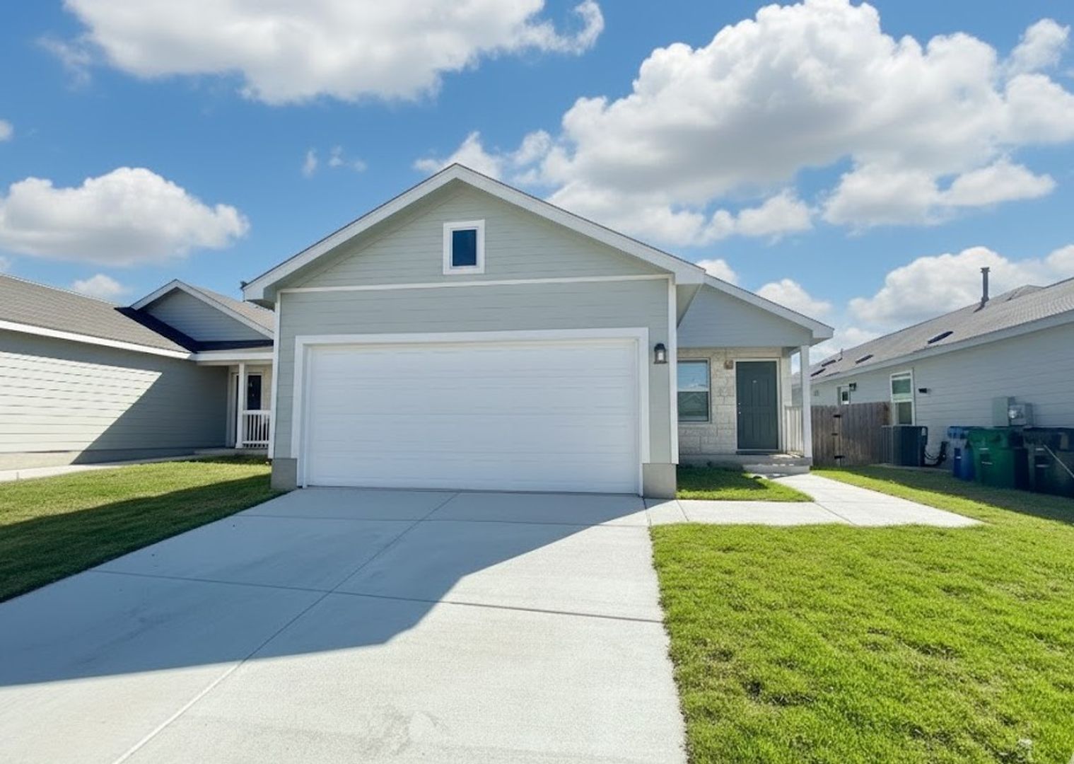 Beautiful 1 Story Home!