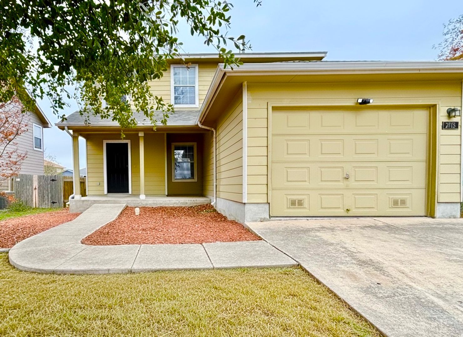 Converse House: 2715 Moon Rock