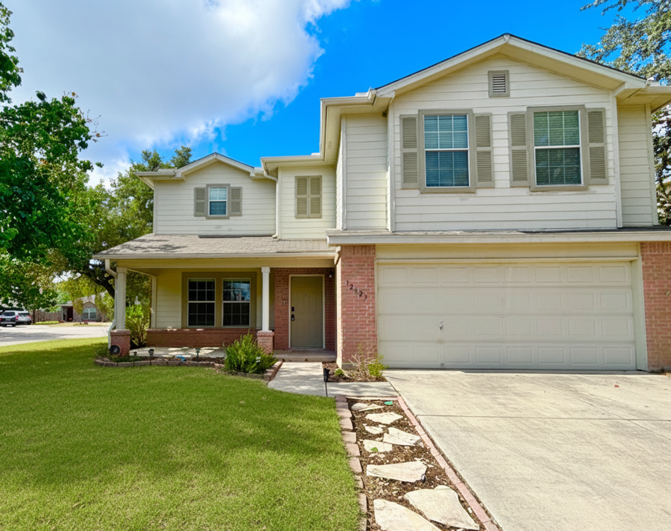 San Antonio House: 12623 Carriage Boulevard