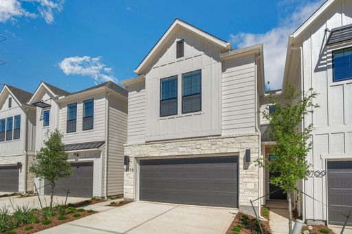 *** Gorgeous Luxury Townhome!!! 2 WEEKS FREE RENT! – photo 1
