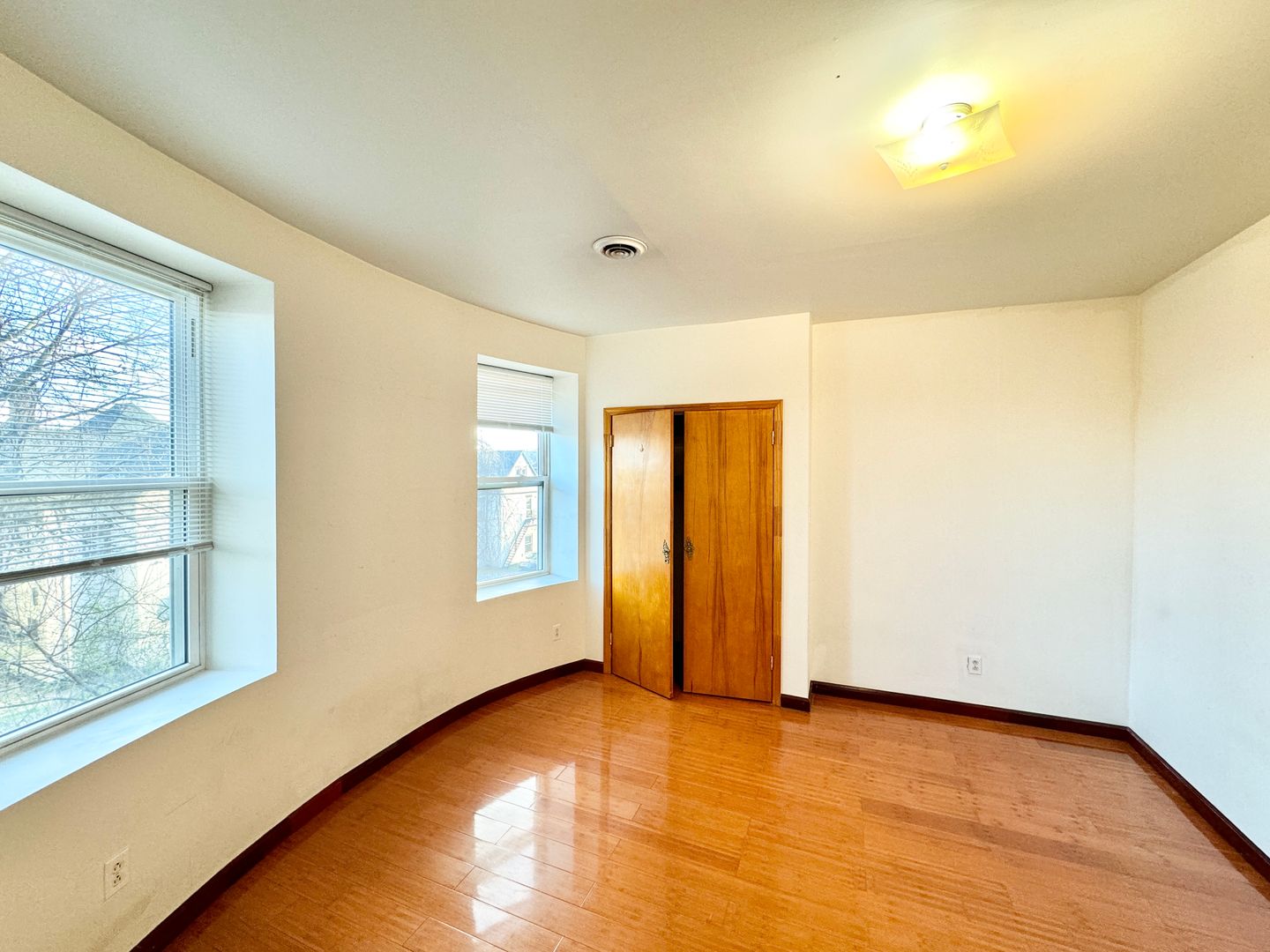 Pittsburgh Apartment: 125 Stratford