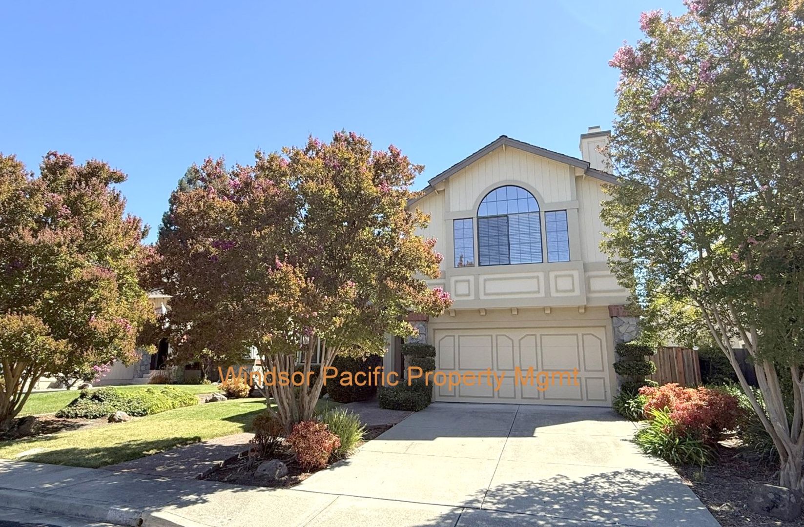 Danville House: 20 Stratford Court