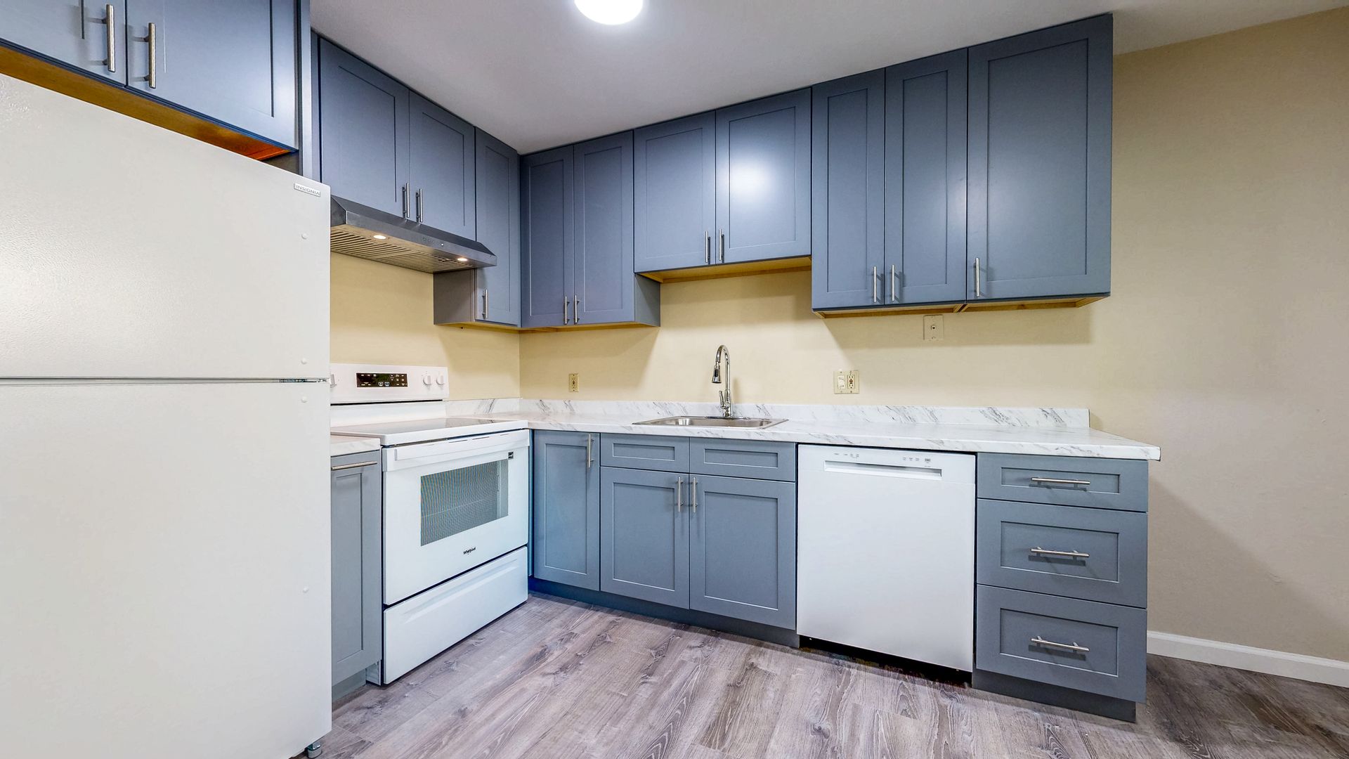 Rohnert Park Apartment: 791 E Cotati Ave