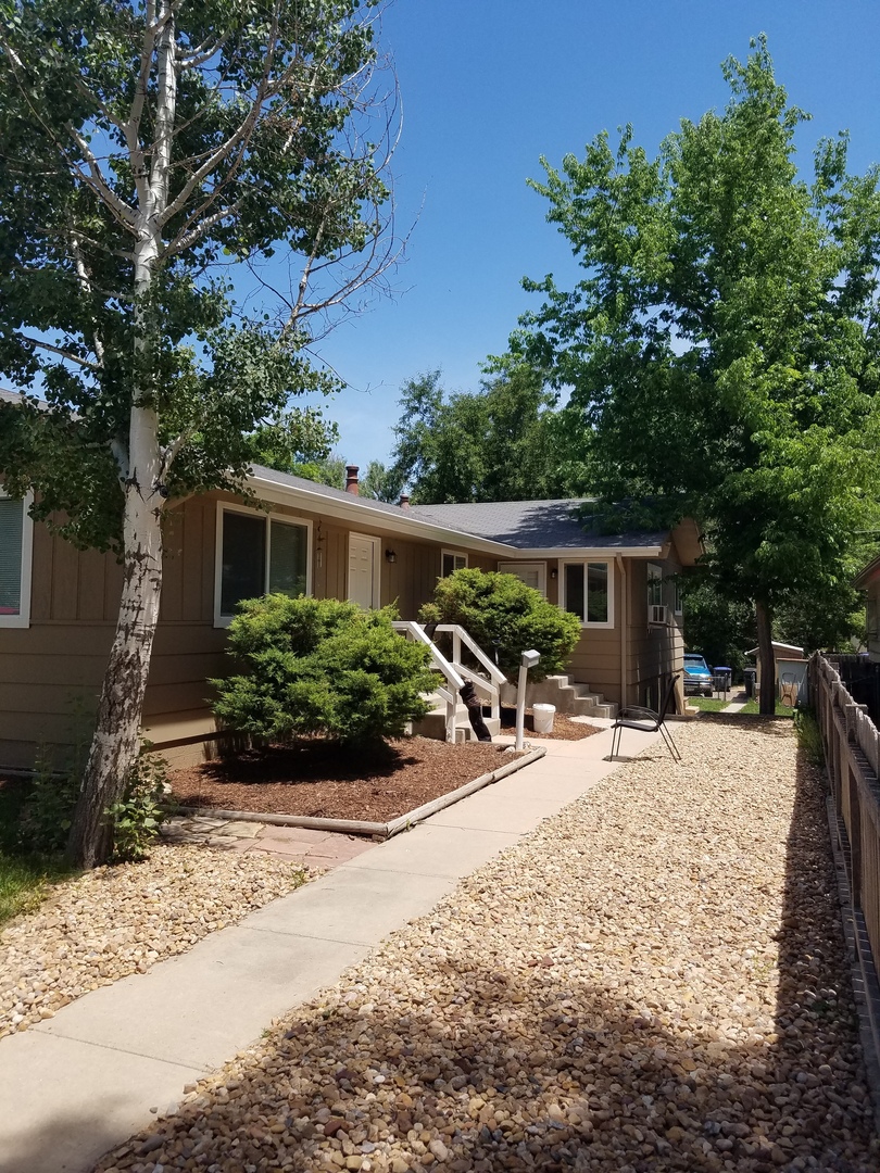 Lafayette Apartment: 502 S. Longmont Ave. - Unit A