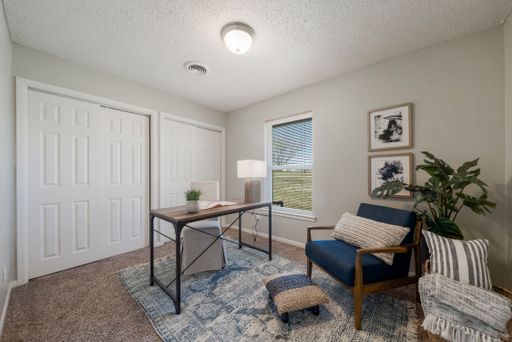 2 Bedroom with Bonus Room + Washer/Dryer – photo 1