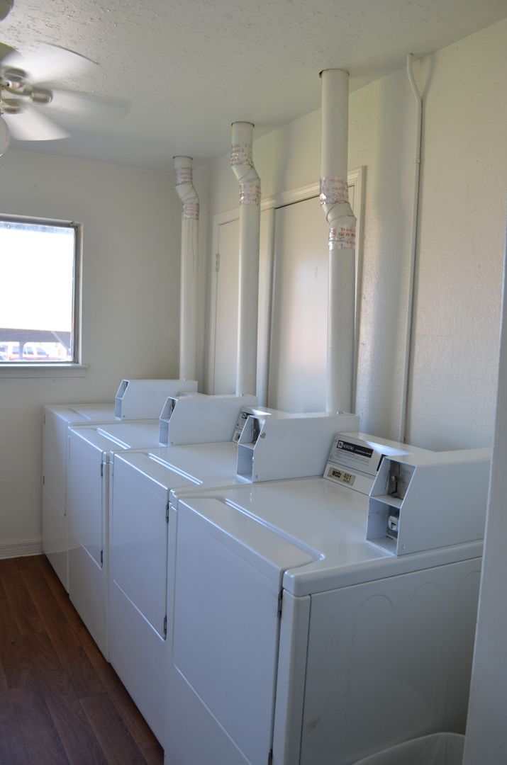 Park Villas Apartments 3 of 9