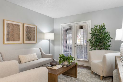 Great Location, Spacious Units, Friendly Staff....Call us Today!!! – photo 1