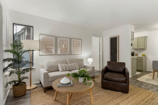 3001 Oak Tree Ave - J-08 – photo 1