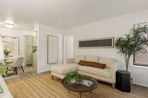 Now leasing – photo 1