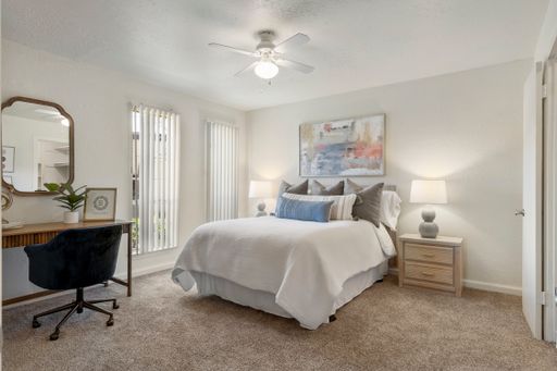 Amazing 1 bedroom - 1 bath Available Today! – photo 1