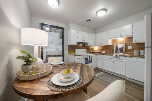 2 Bedroom- 4 Plex