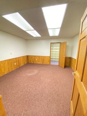 Listing photo thumbnail