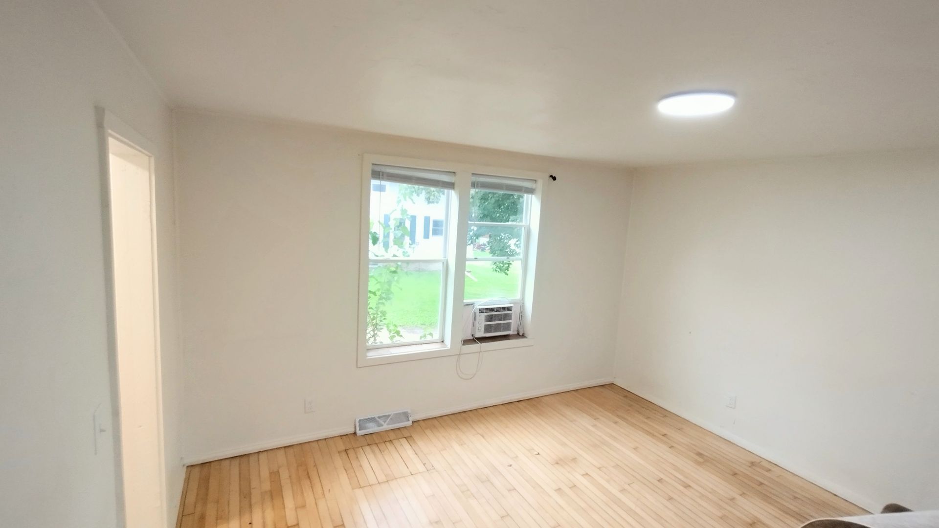 338 Eureka St, Ripon, WI 54971