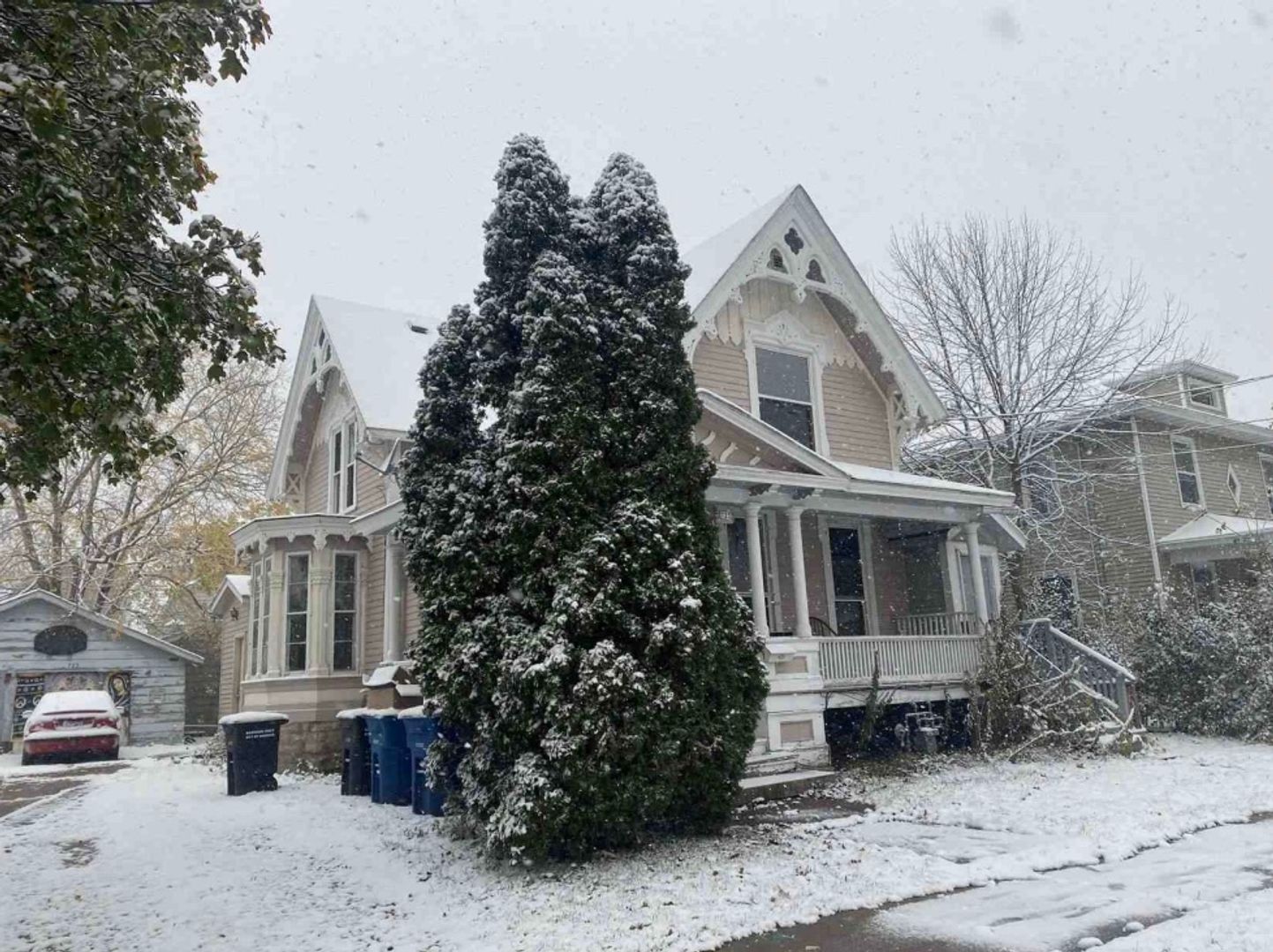 Oshkosh Apartment: 723/725 Frederick St