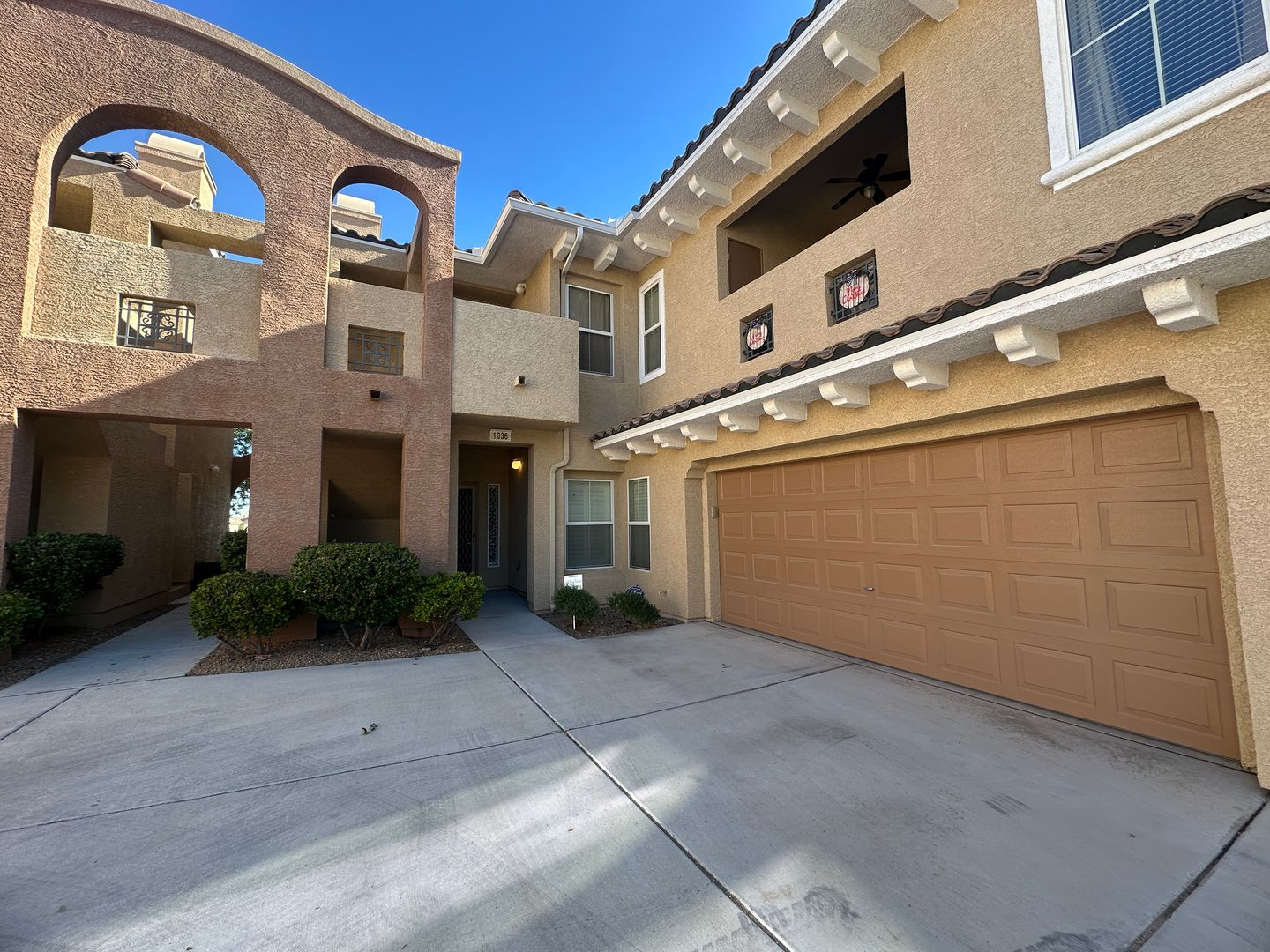 Las Vegas Condo: 860 Canterra Street  #1036