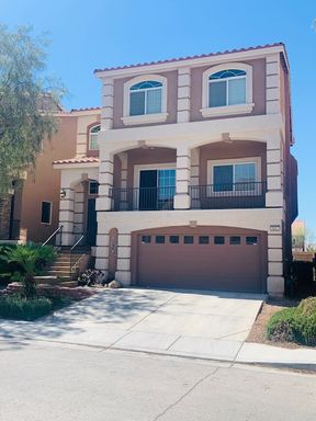 4-Bedroom with pool – photo 1