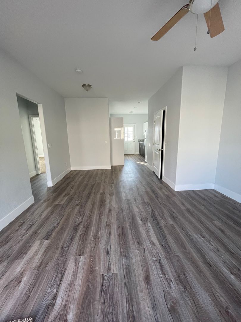 Pahrump House: 1420 S Ogallala St #1