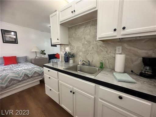 Downtown Studio – photo 1