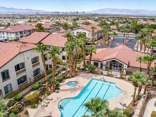 LOCATION! LOCATION! LOCATION! MOVE-IN SPECIAL! $500 OFF 1ST MONTHS RENT! – photo 1
