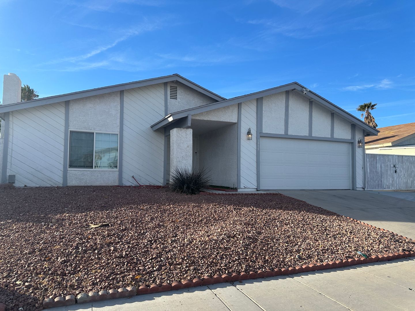 Las Vegas House: 3955 Redwood St