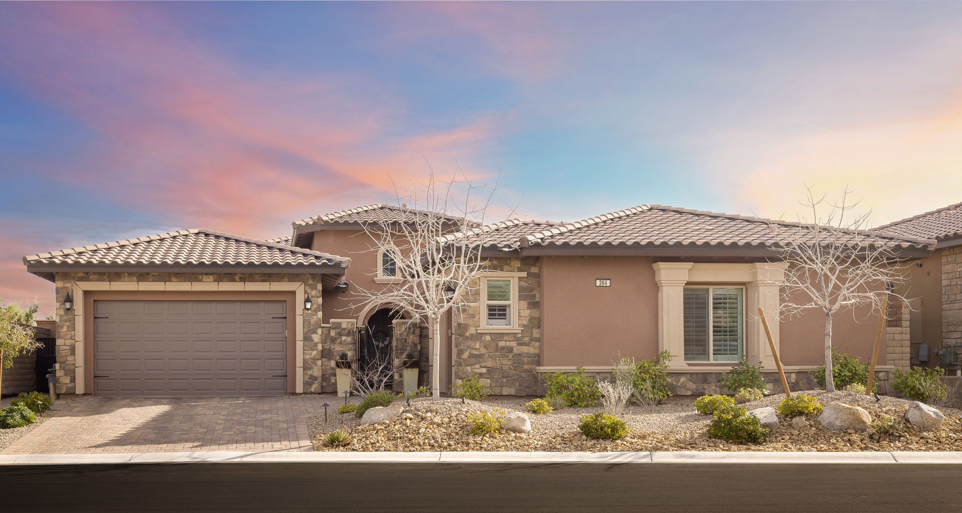 Las Vegas House: 264 Tarragona Breeze Ave