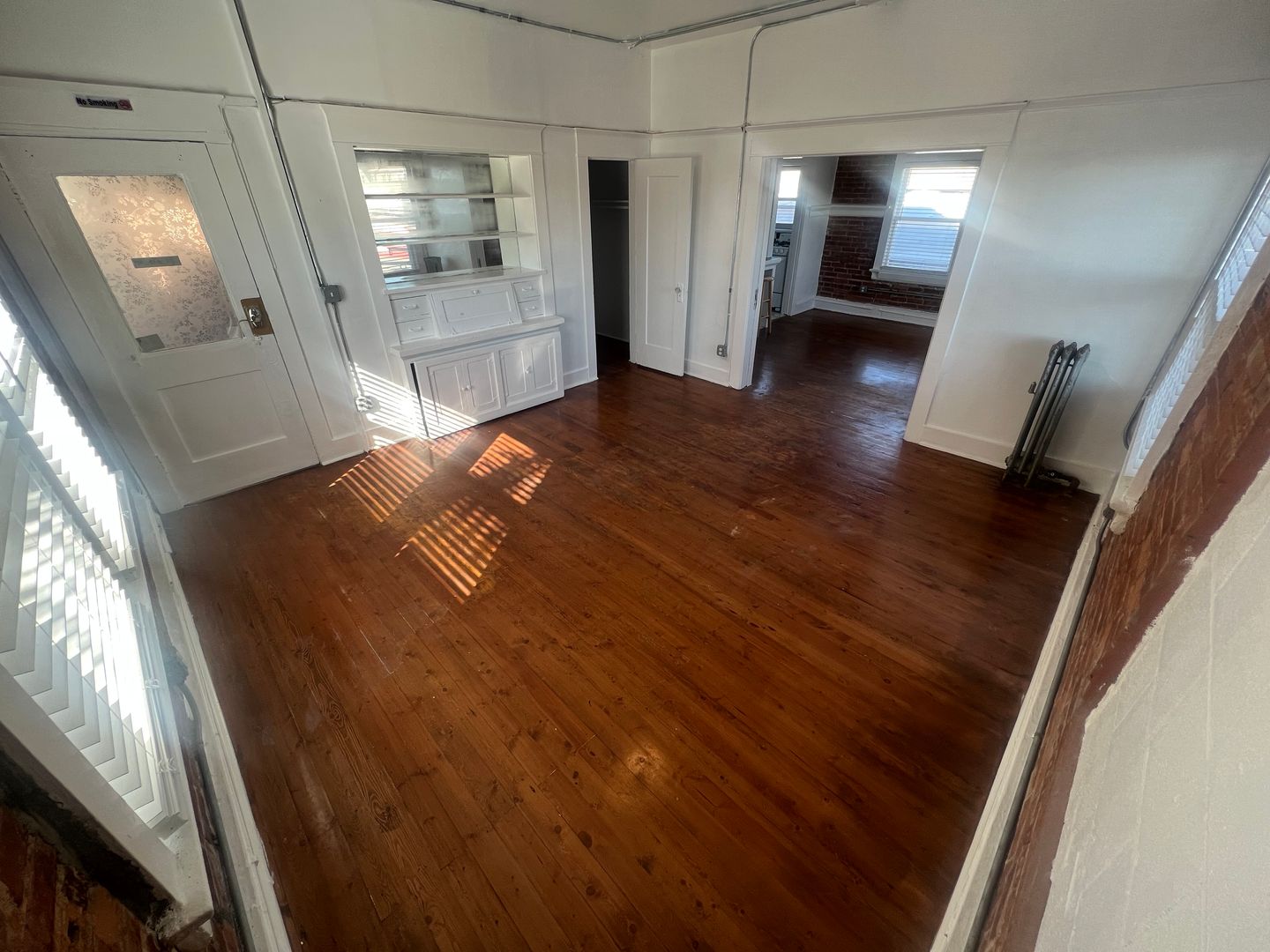 Venice Apartment: 15 Paloma Ave