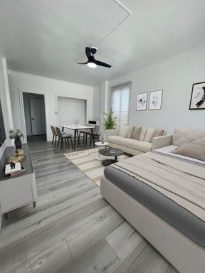 Stunning 1-Bedroom Apartments in LA – Fully Renovated with Panoramic Views – photo 1