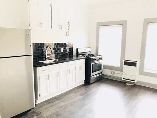 NEWLY RENOVATED 1 BEDROOM, WALKING DISTANCE TO DTLA! – photo 1