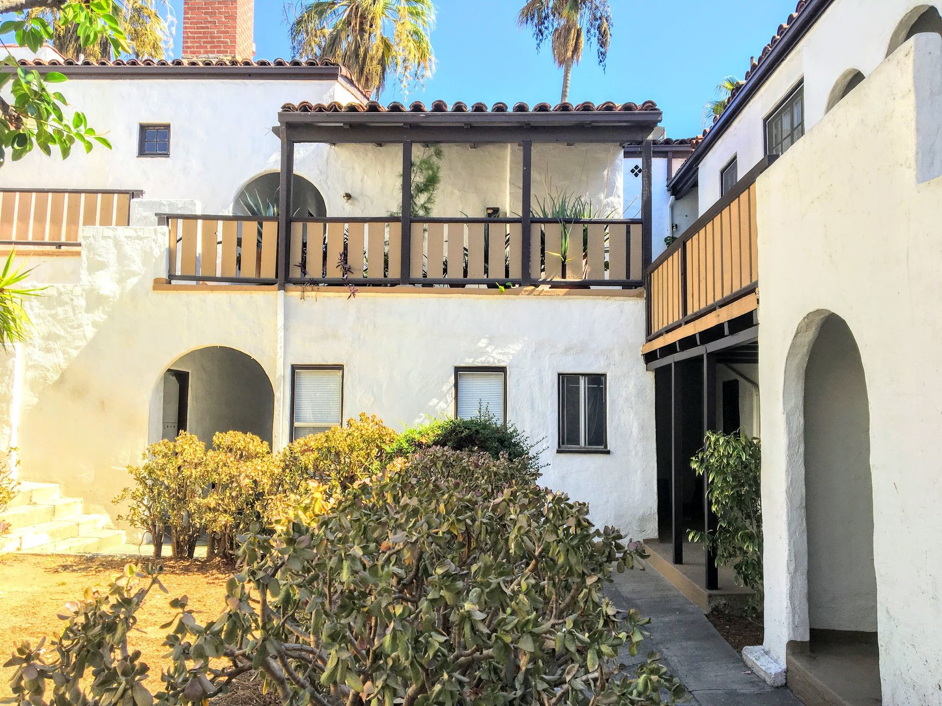 Glendale Apartment: 123 E. Windsor RD.