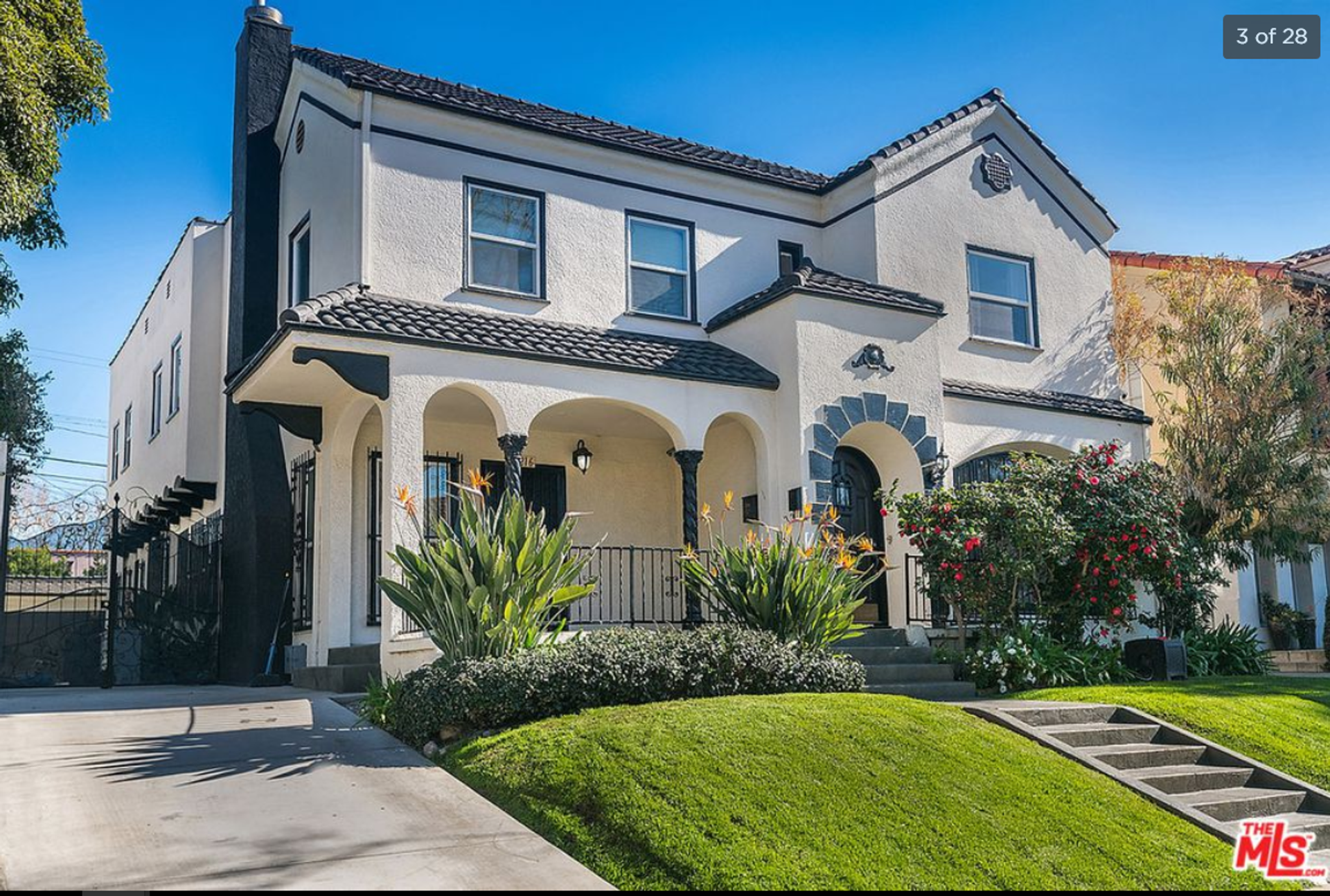 Los Angeles Multiplex: 216/218 S Orange Dr.