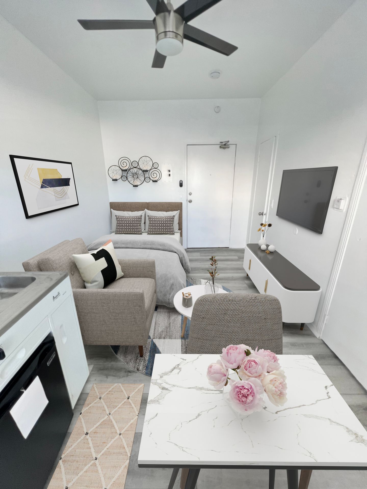 Los Angeles Apartment: 231 W. 27th St