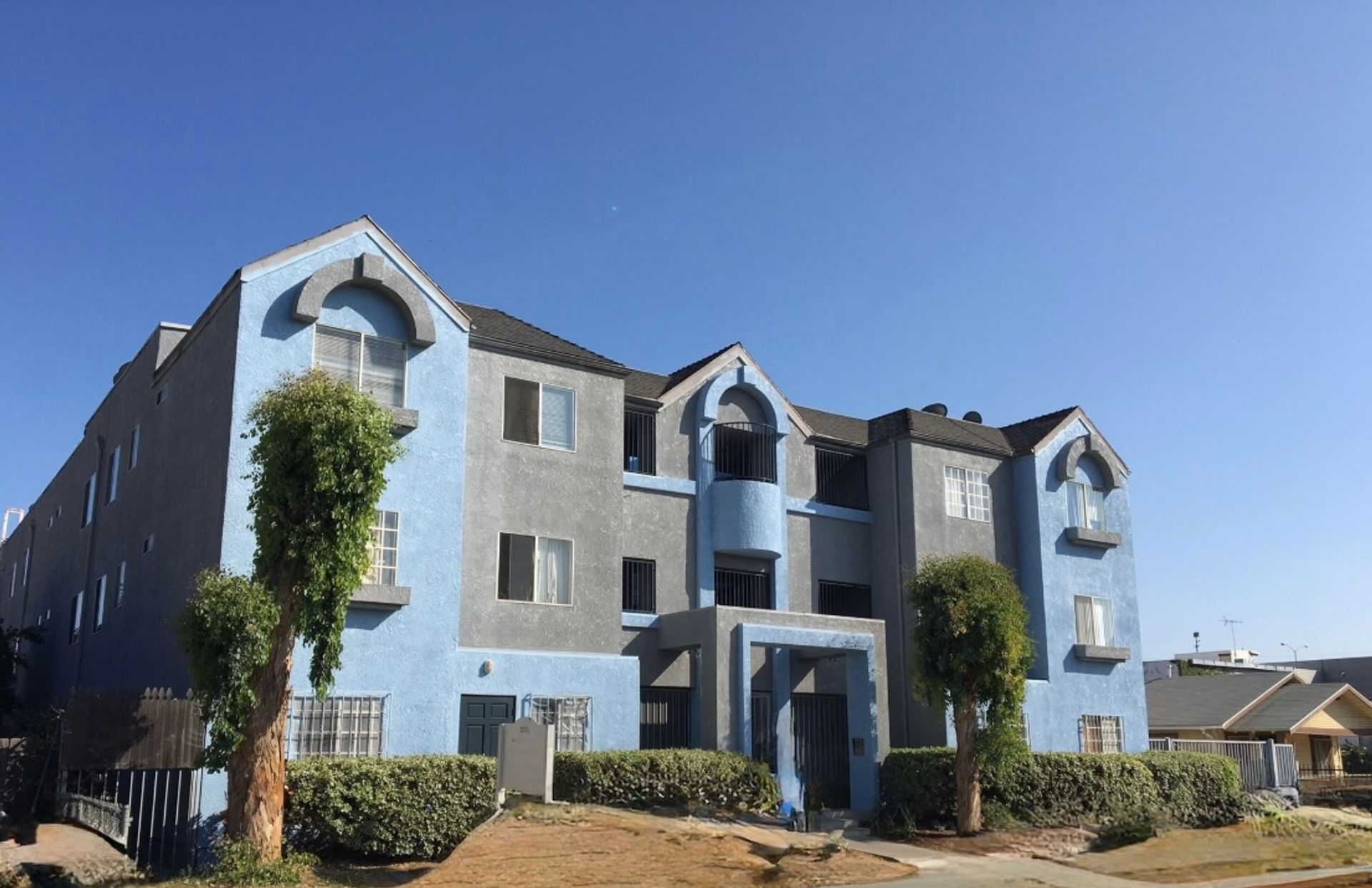 Los Angeles Apartment: 3210 Andrita St.