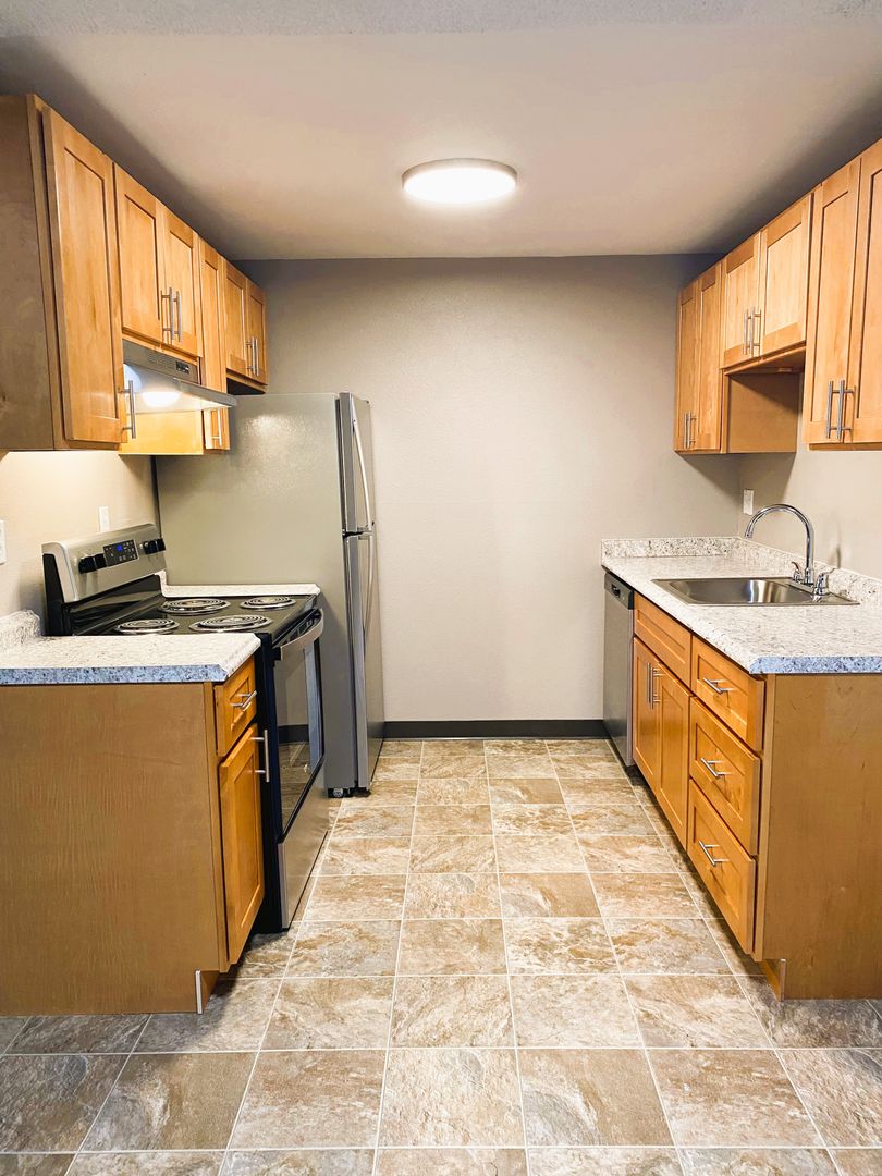 West Richland Apartment: 531 S. 38th Ave