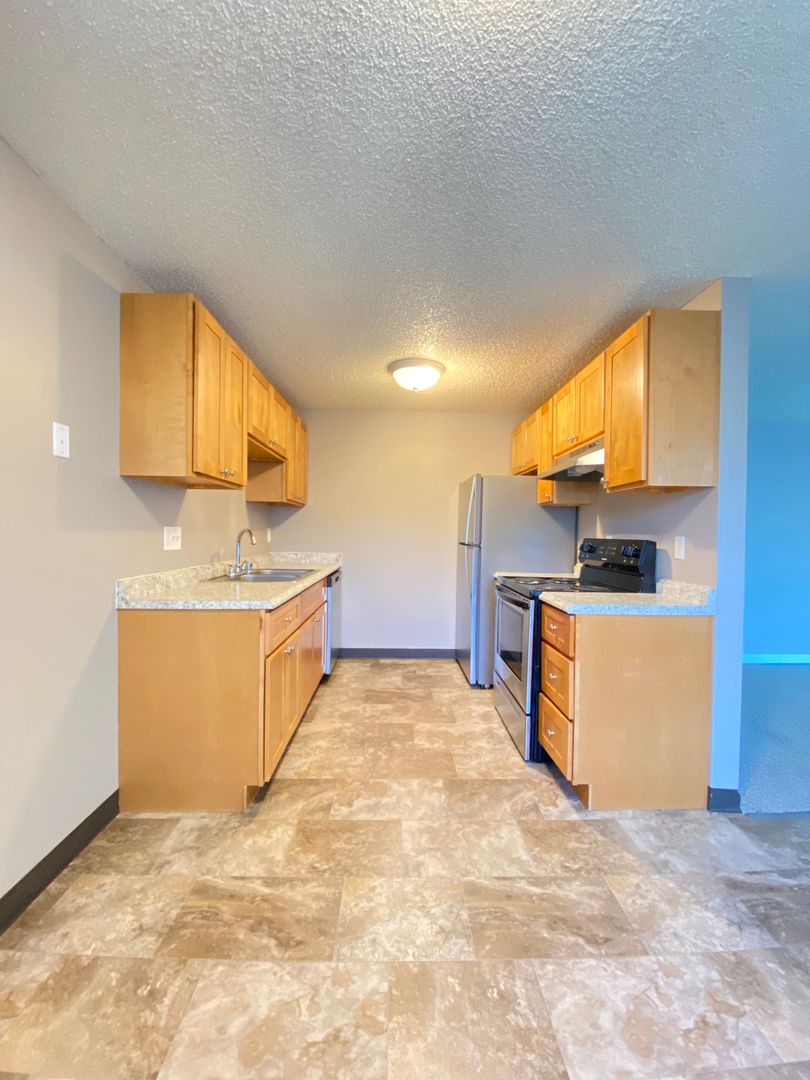 West Richland Apartment: 531 S. 38th Ave