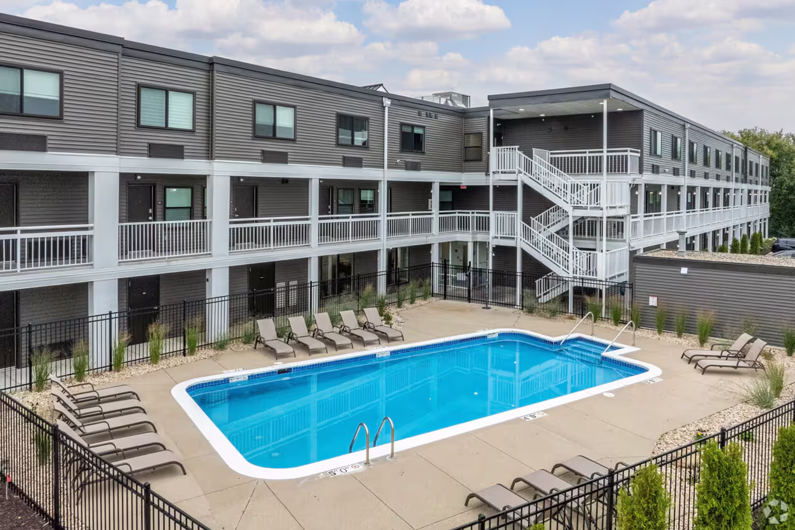 Madison Apartment: 4757 Hayes Road