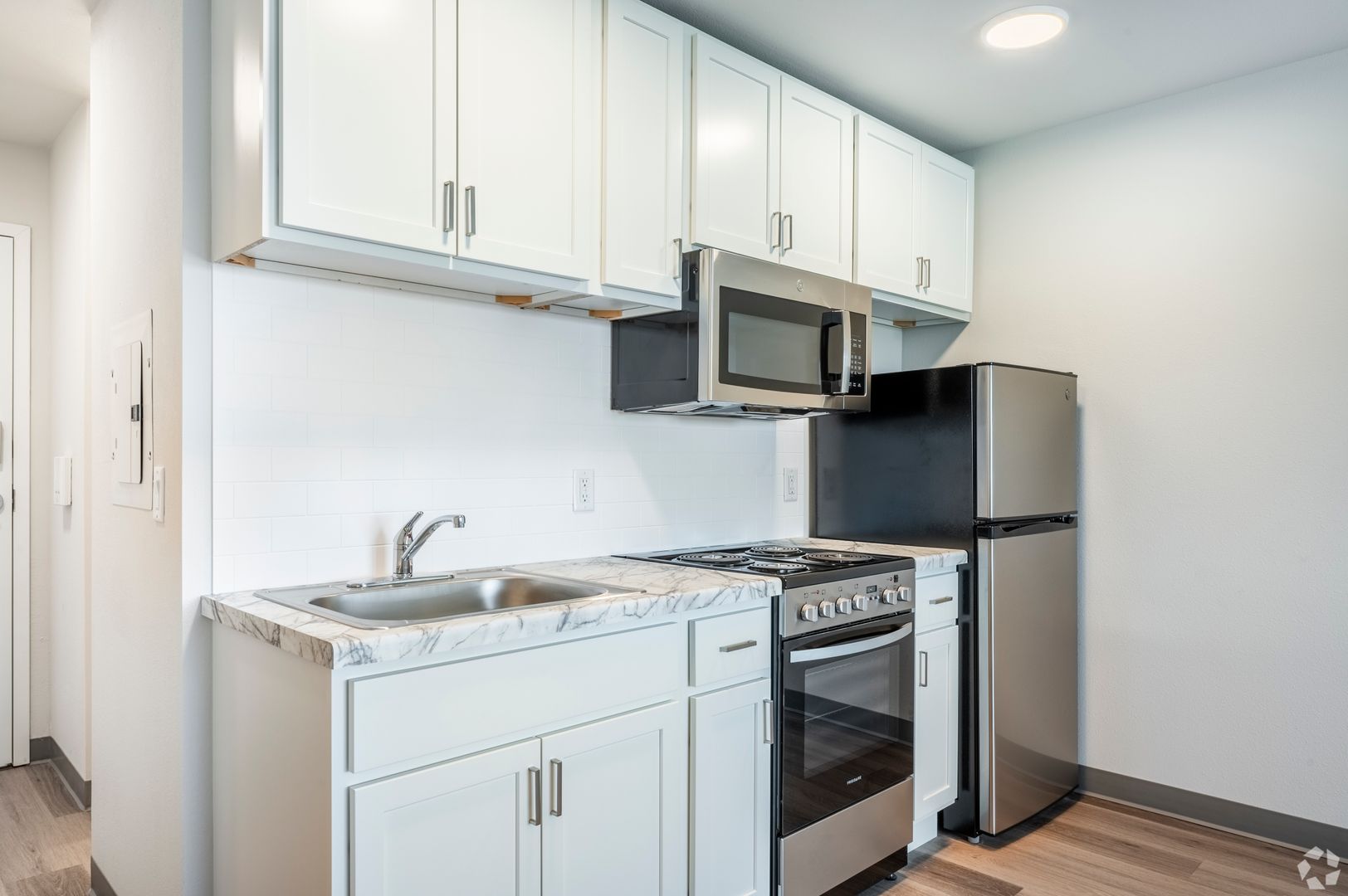 Madison Apartment: 4757 Hayes Road