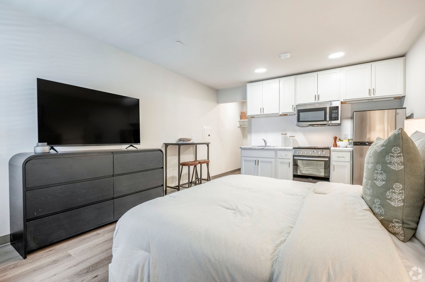 Madison Apartment: 4757 Hayes Road