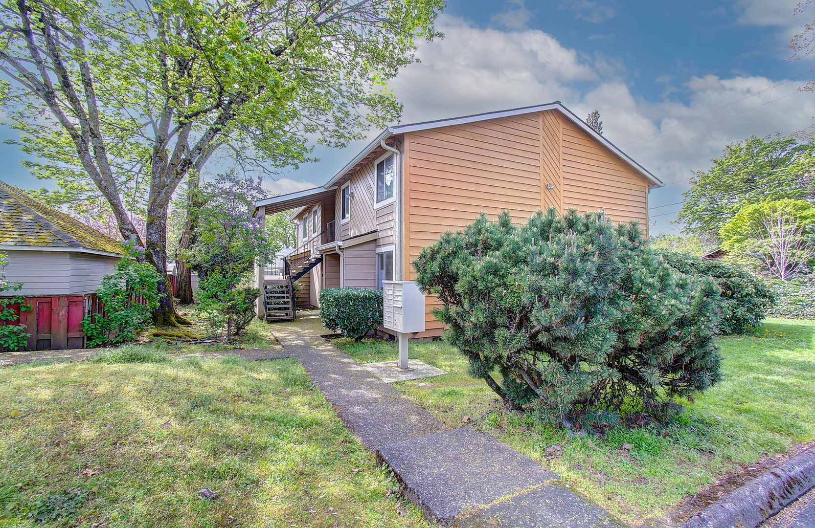 Vancouver Apartment: 919 U Street