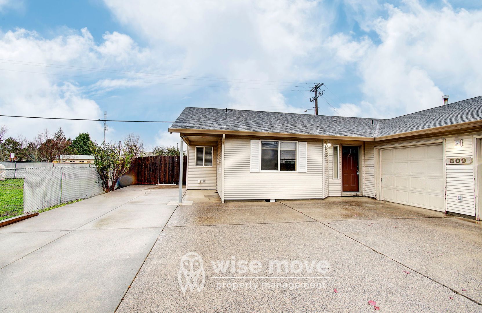 Vancouver Apartment: 809 SE 135th Ct