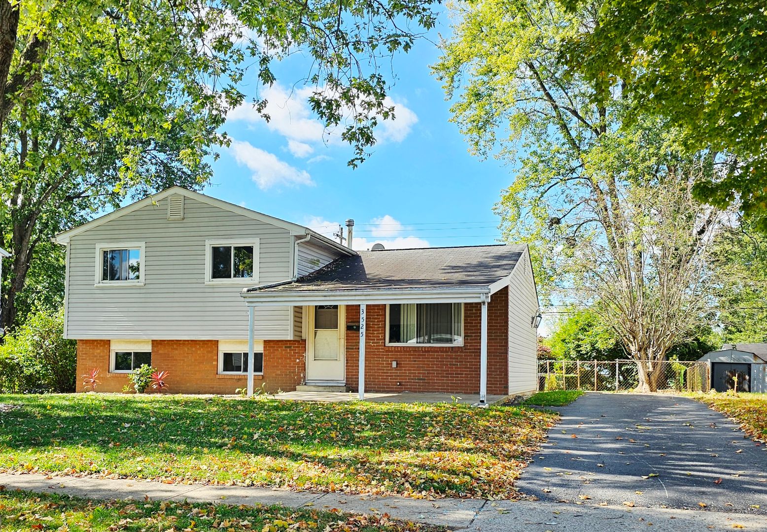 Columbus House: 3525 Cadell Road