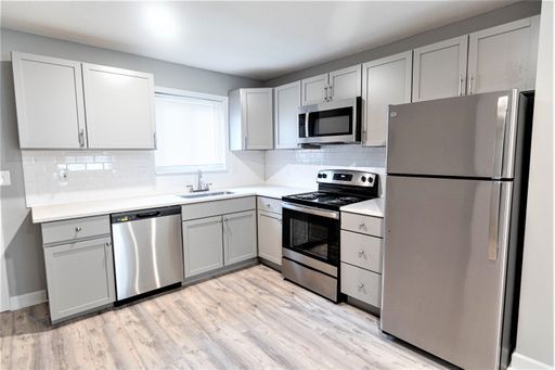 Shawnee Apartments – photo 1