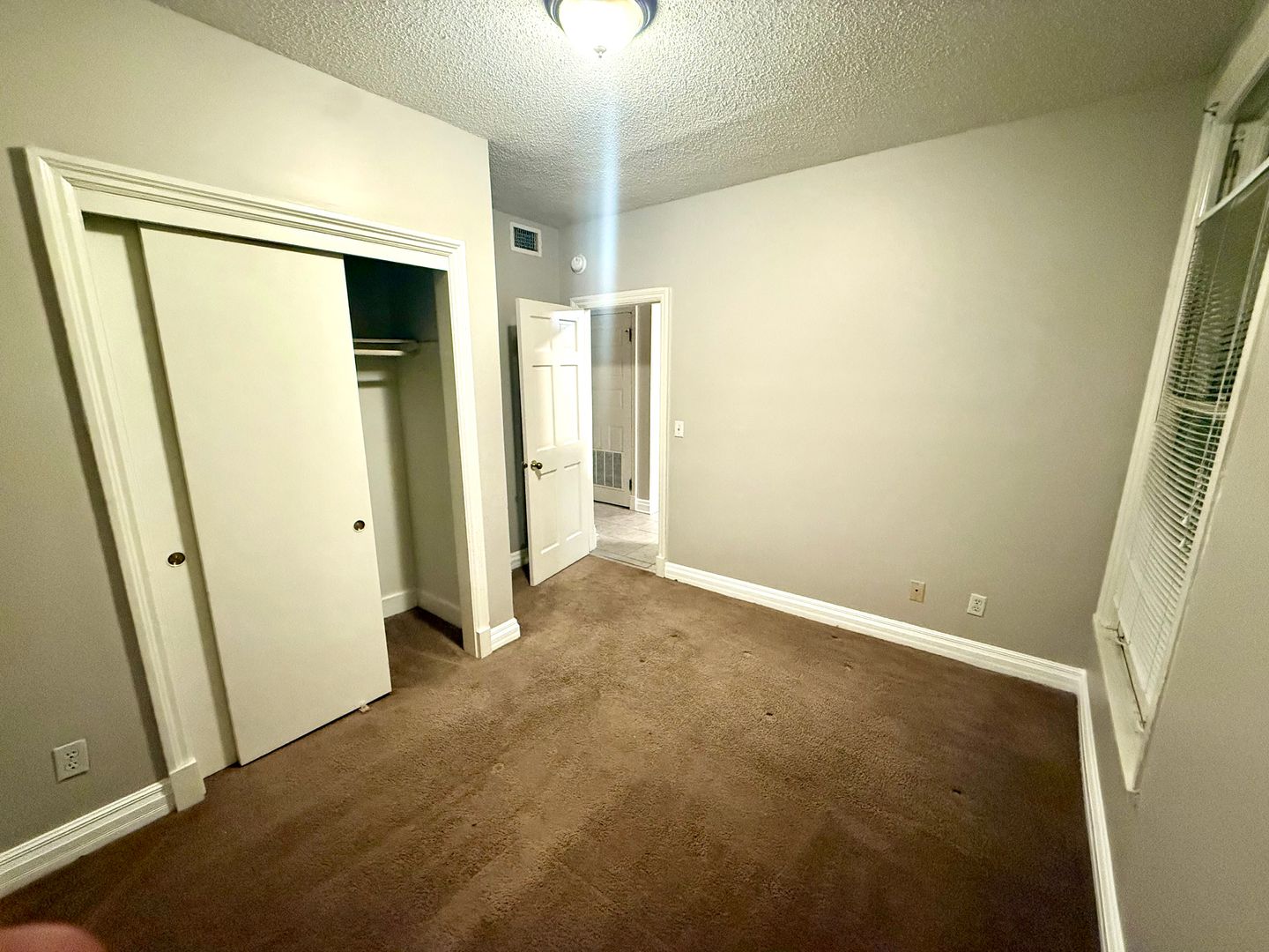 Omaha Apartment: 3608 Jackson Street