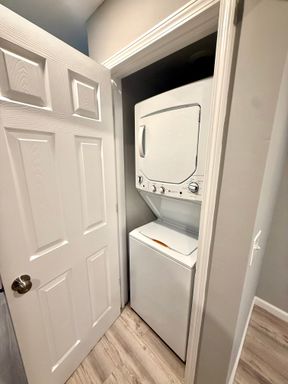 Remodeled 2 bed 1 bath in Florence! – photo 1