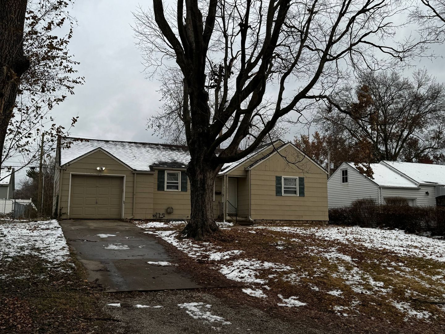 Independence House: 3401 S Arlington Avenue