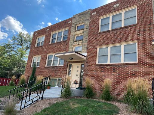 1 Month FREE Rent Special! – photo 1
