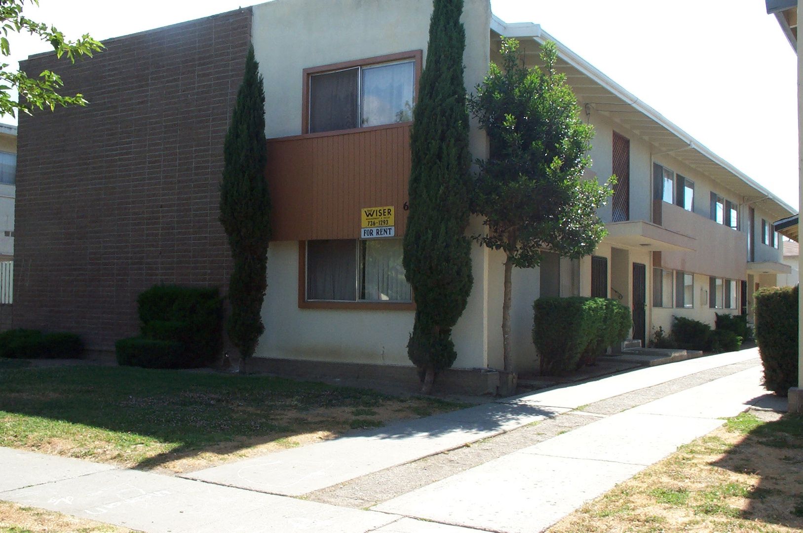 Lompoc Apartment: 609 North 4th Street