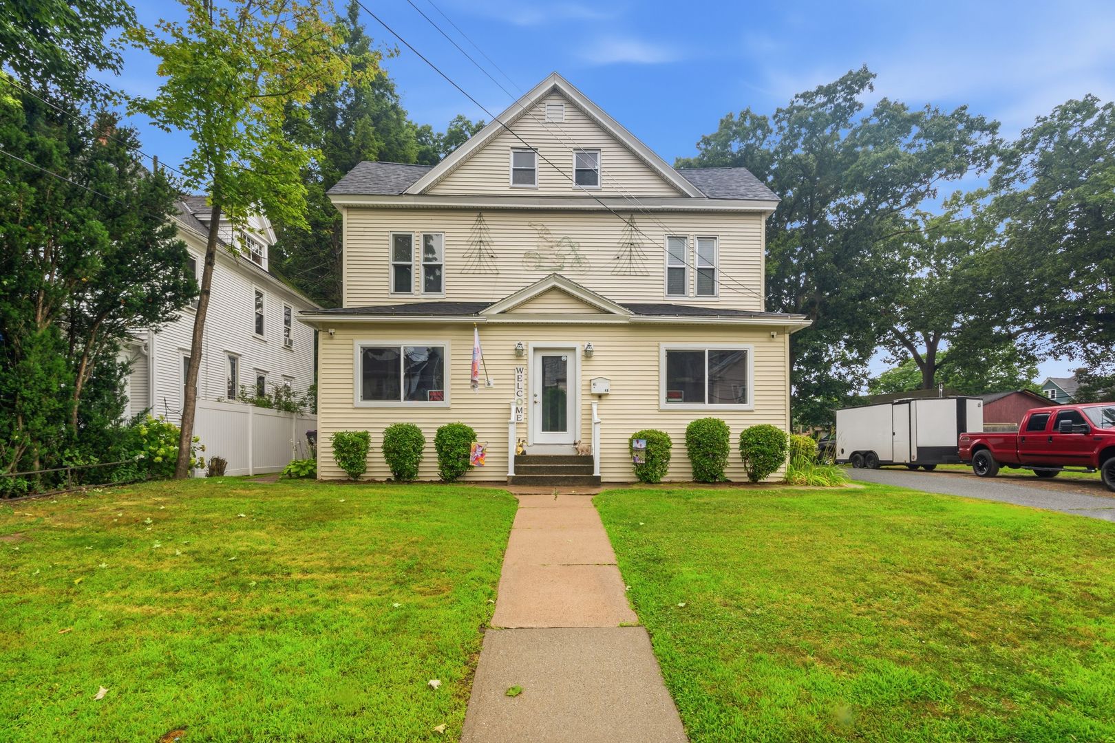 Holyoke Apartment: 42-44 Glen St
